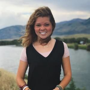 Meet your Posher, Ava